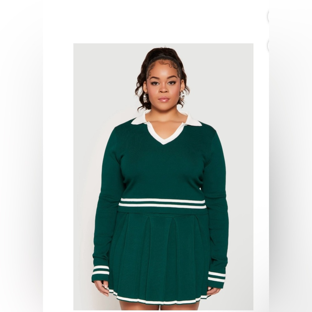 NEW Plus Size  1X Daisy Varsity Stripe Detail Cropped Sweater and Skirt Green
